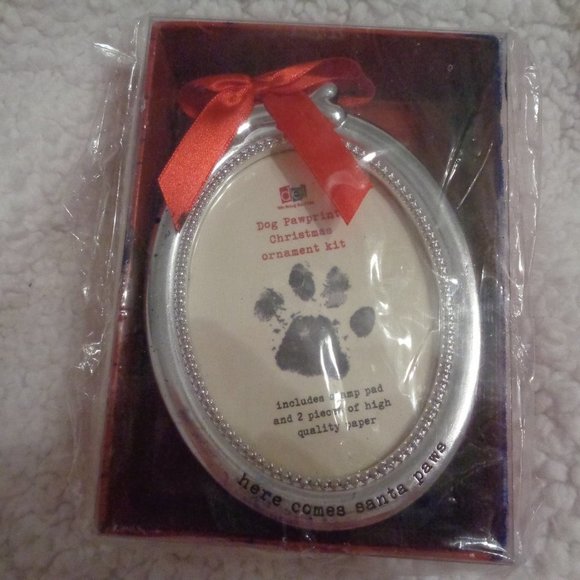 DEI Dog Pawprint Christmas Ornament Kit - Picture 2 of 3